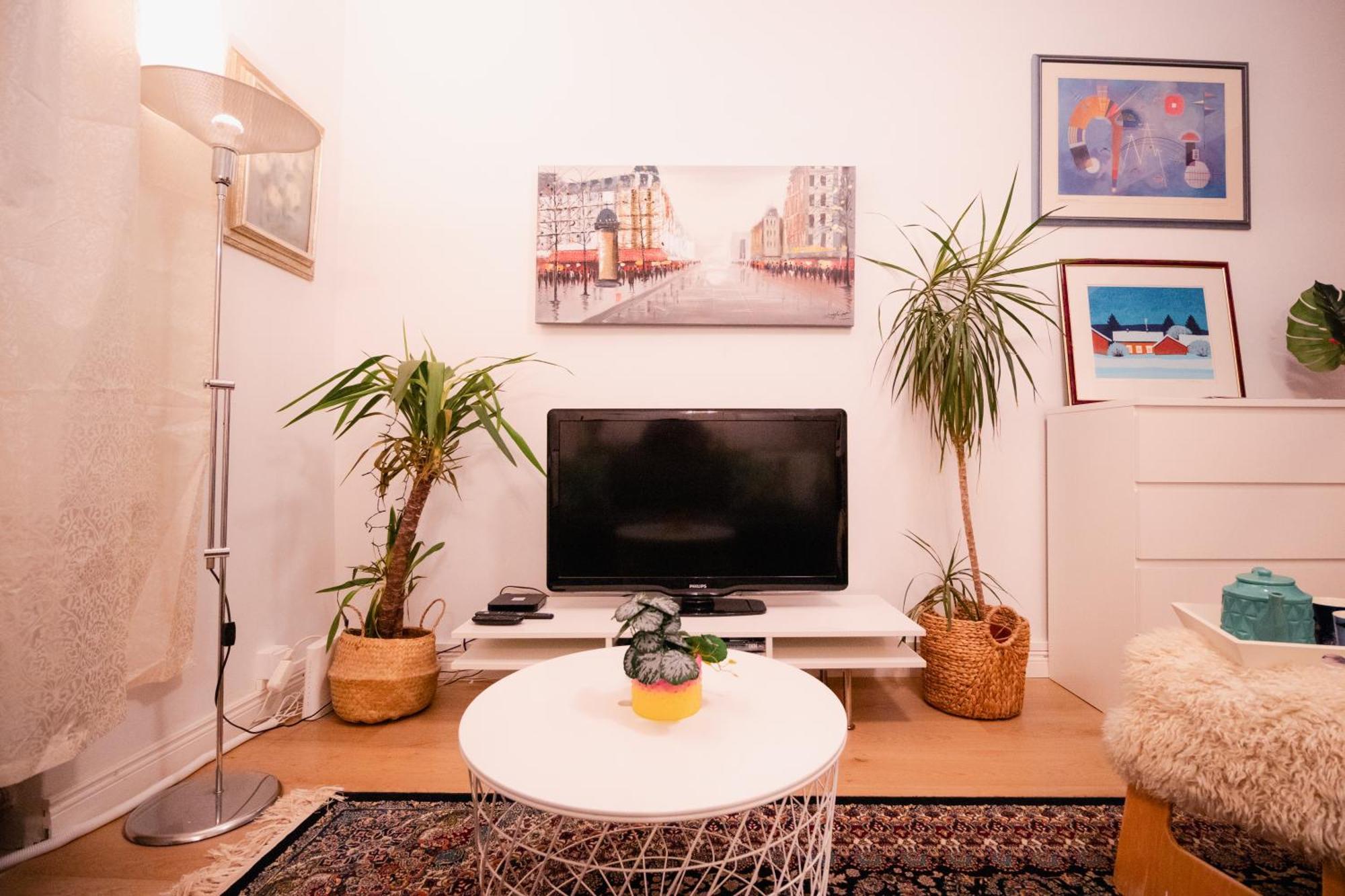 Lovely Flat In The Heart Of Хельсинки Экстерьер фото